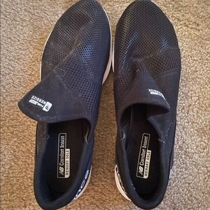 NEW BALANCE-brand new Womens slip-on casual shoes; size 11